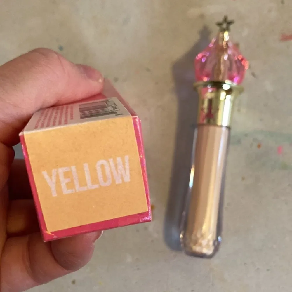 Jeffree Star Magic Star Concealer Yellow